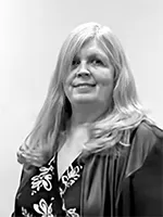 Susan Henrichon portrait black and white